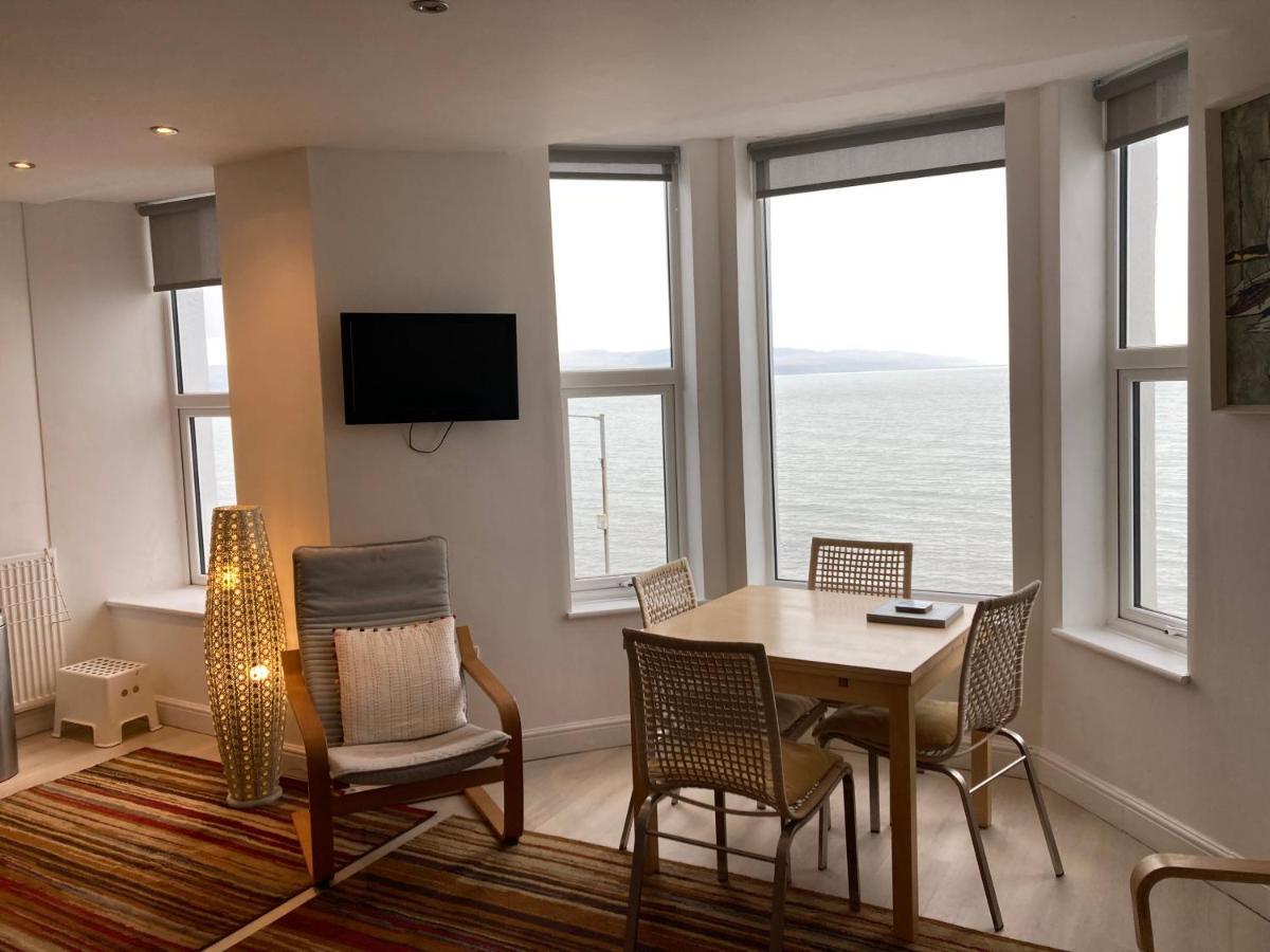 קריקיאז Marine Terrace Apartments מראה חיצוני תמונה