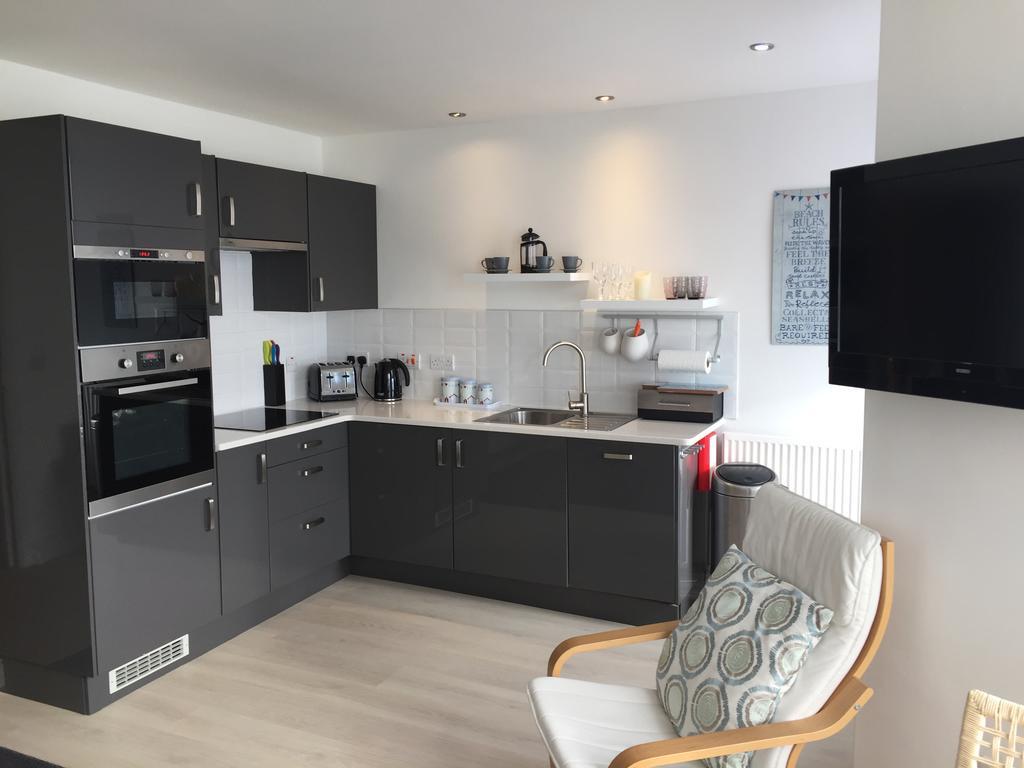 קריקיאז Marine Terrace Apartments מראה חיצוני תמונה