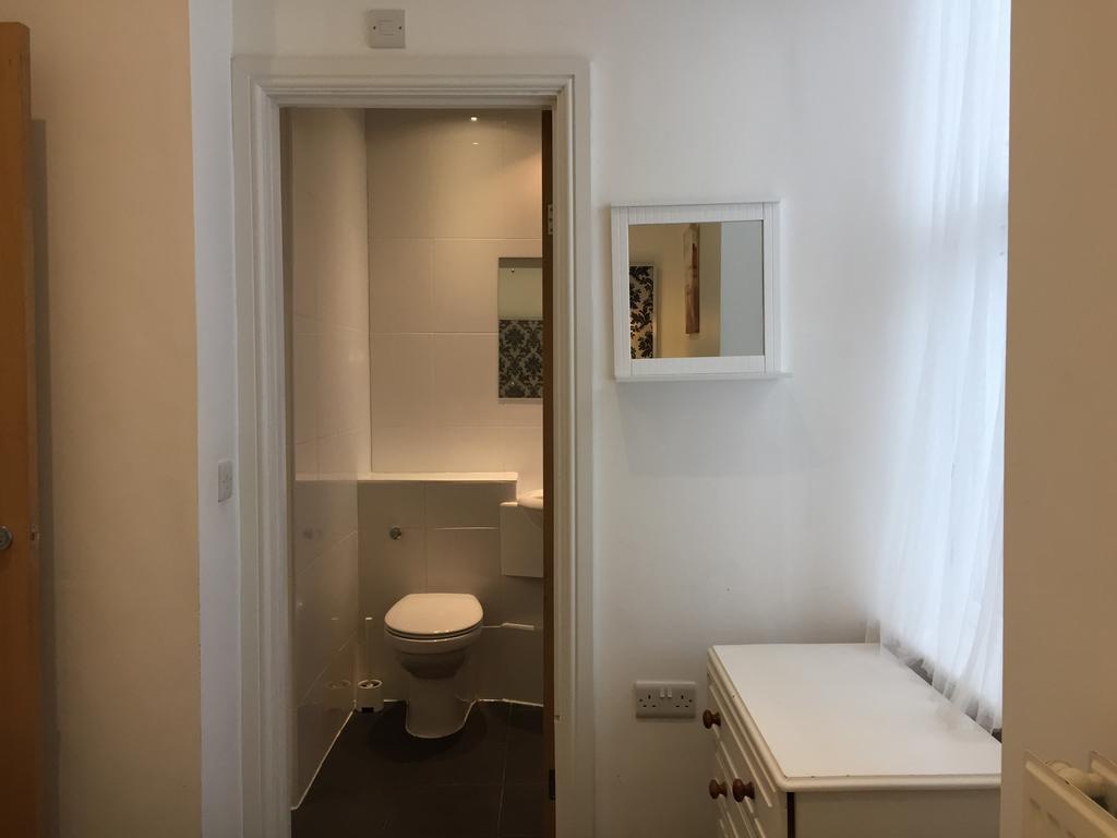 קריקיאז Marine Terrace Apartments מראה חיצוני תמונה